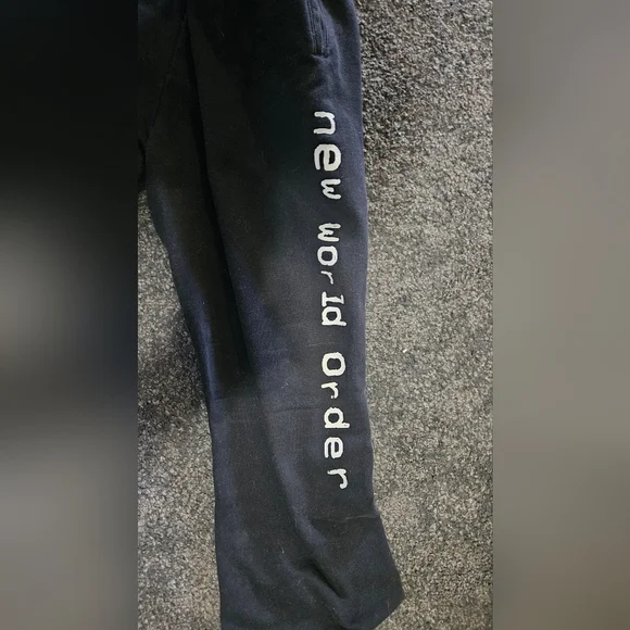 WWE NWO SWEATS - Picture 2 of 5